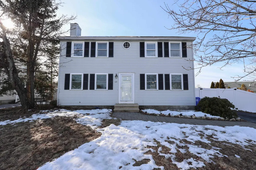 539 Brent Street Manchester NH 03103