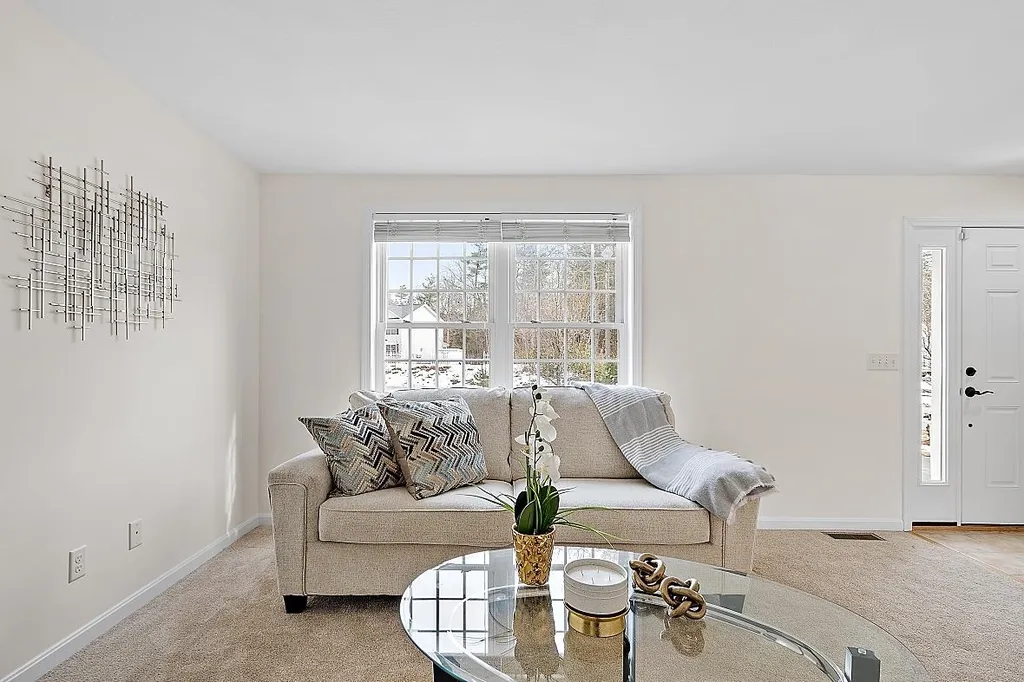 51 Cheney Lane Danville NH 03819