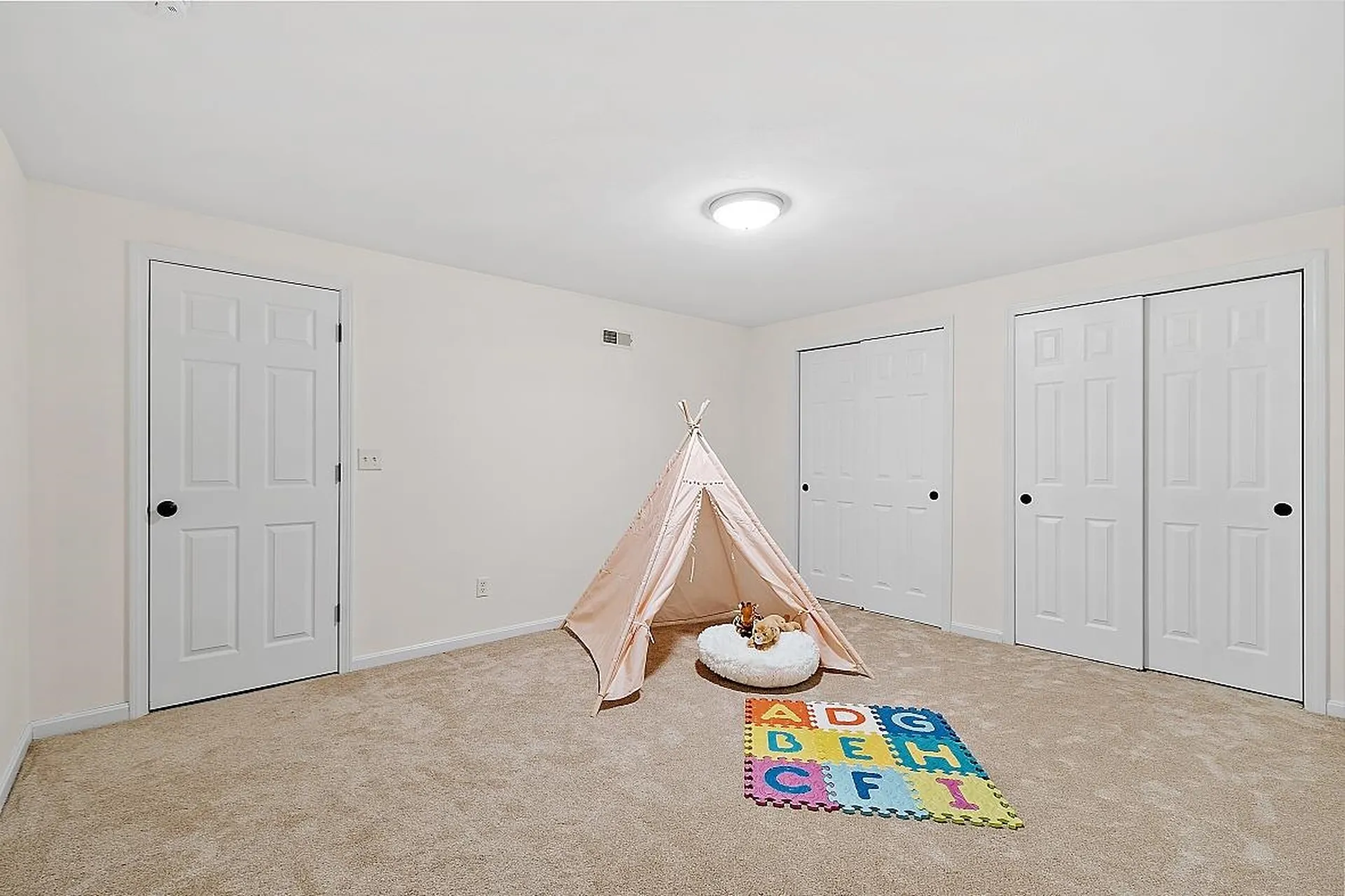 51 Cheney Lane Danville NH 03819