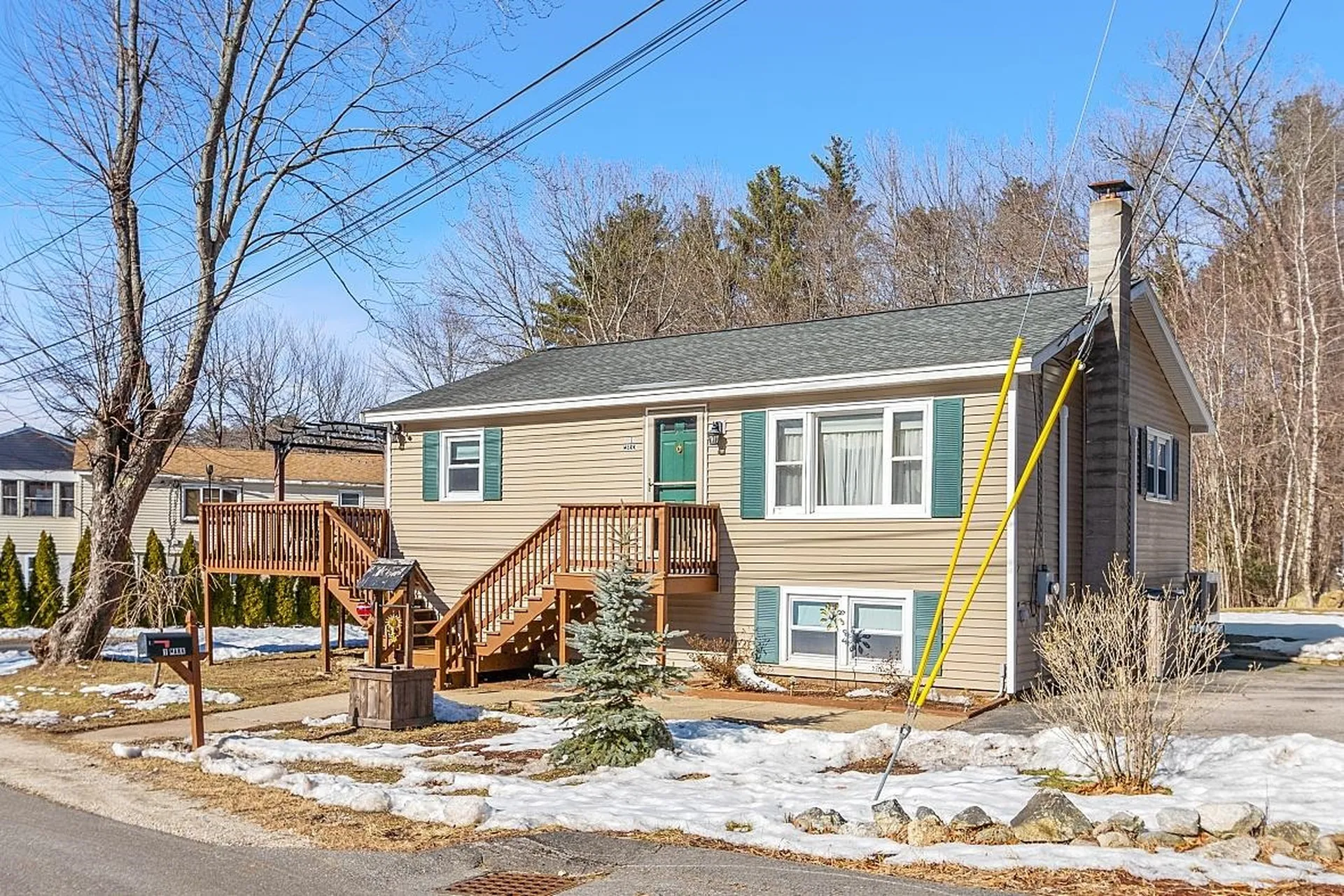 1 Mark Avenue Derry NH 03038