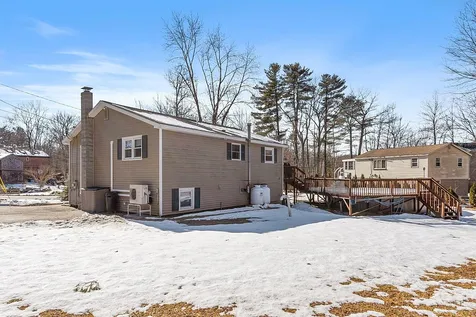 1 Mark Avenue Derry NH 03038