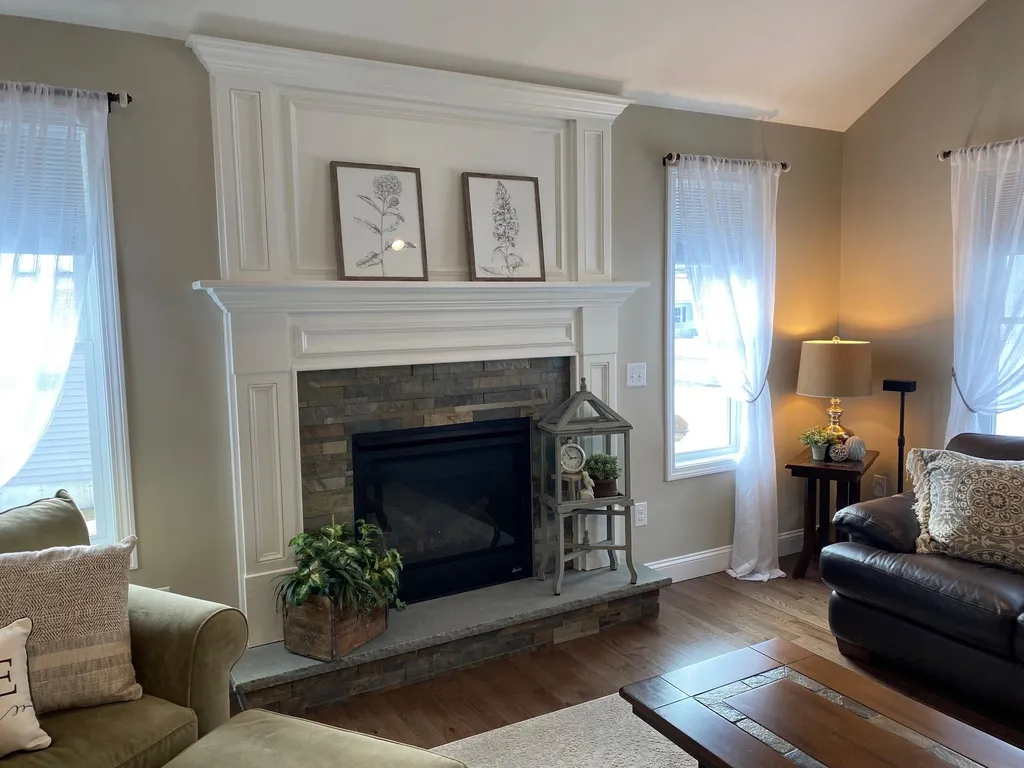 46 Cobbett Lane Hollis NH 03049