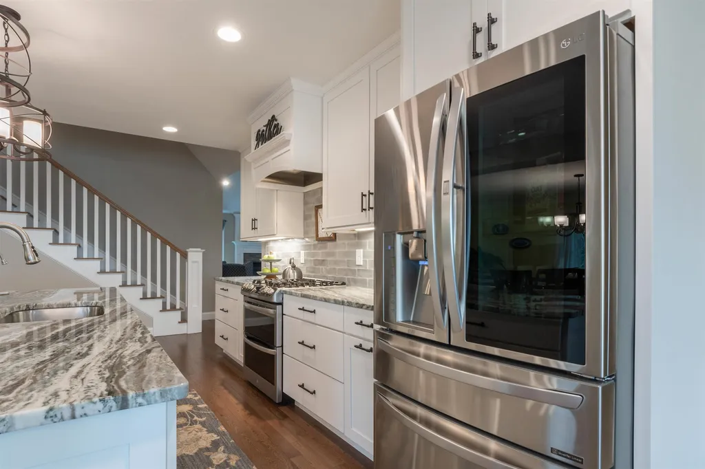 46 Cobbett Lane Hollis NH 03049