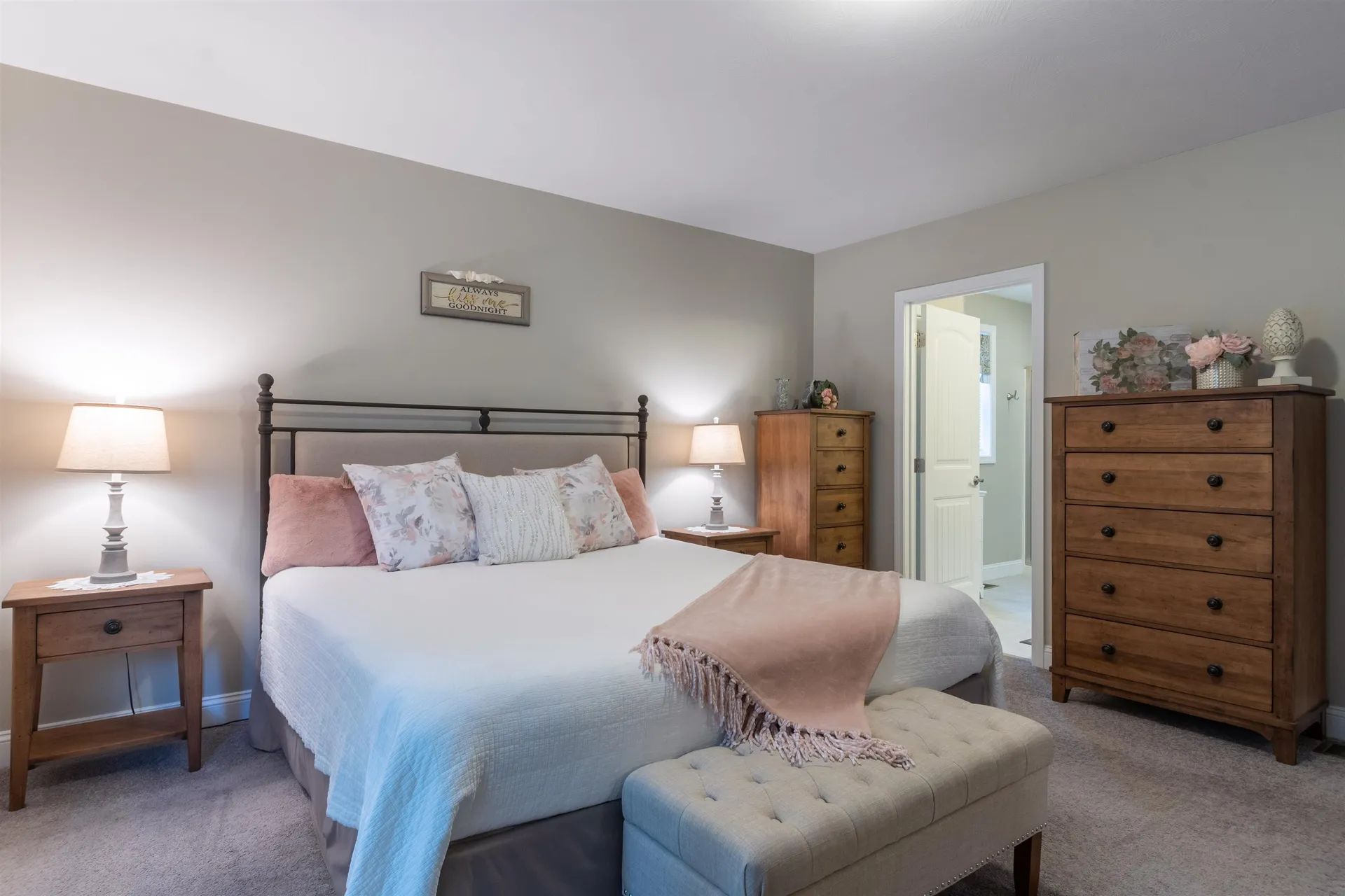 46 Cobbett Lane Hollis NH 03049