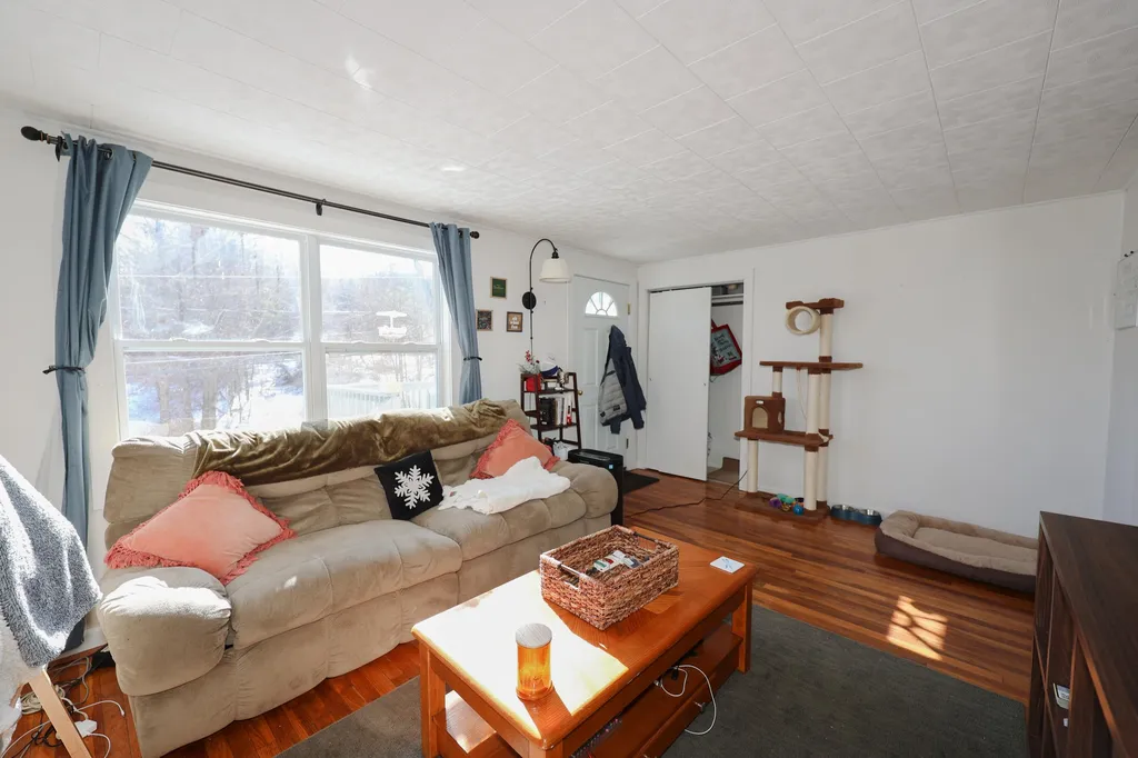 349 Queen Street Boscawen NH 03303