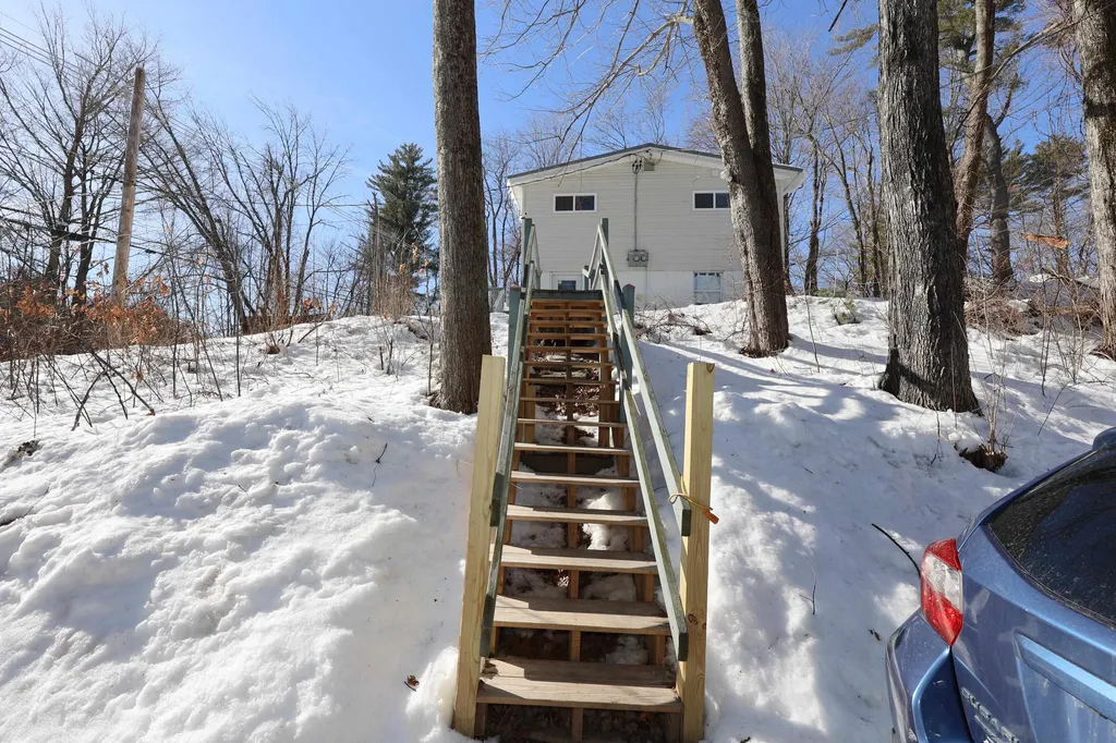 349 Queen Street Boscawen NH 03303