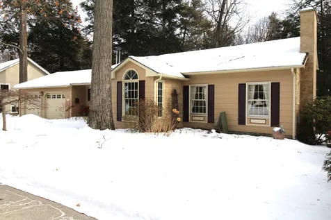67 Oakcrest Drive Burlington VT 05408