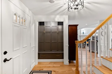 9 Independence Drive Pelham NH 03076