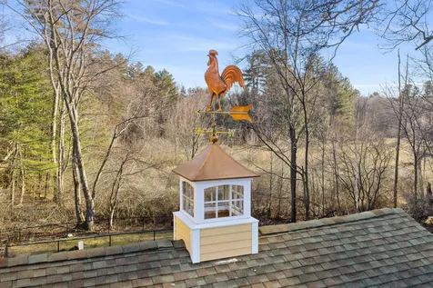 9 Independence Drive Pelham NH 03076