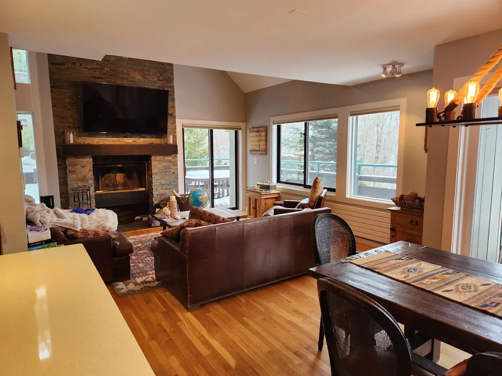 66 Coolidge Falls Road Lincoln NH 03251