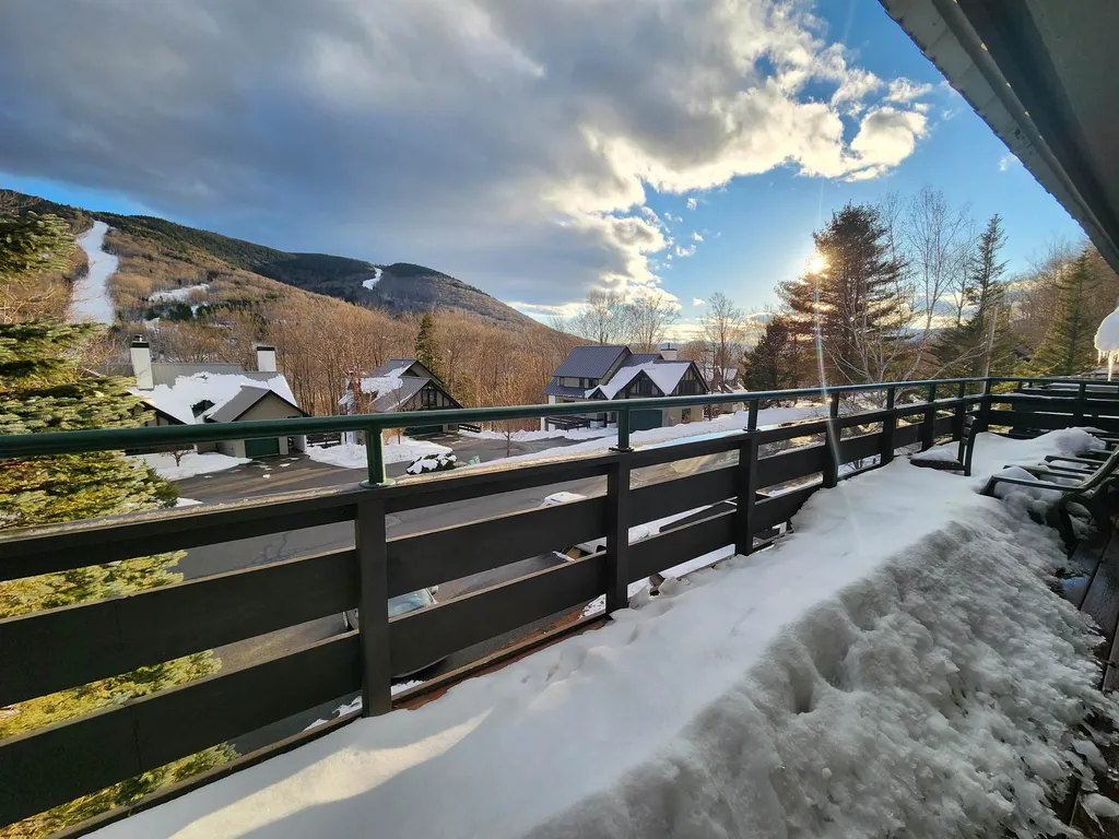 66 Coolidge Falls Road Lincoln NH 03251