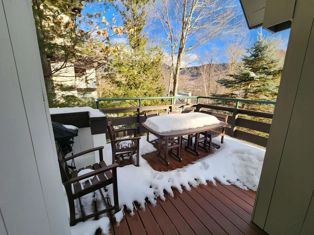 66 Coolidge Falls Road Lincoln NH 03251