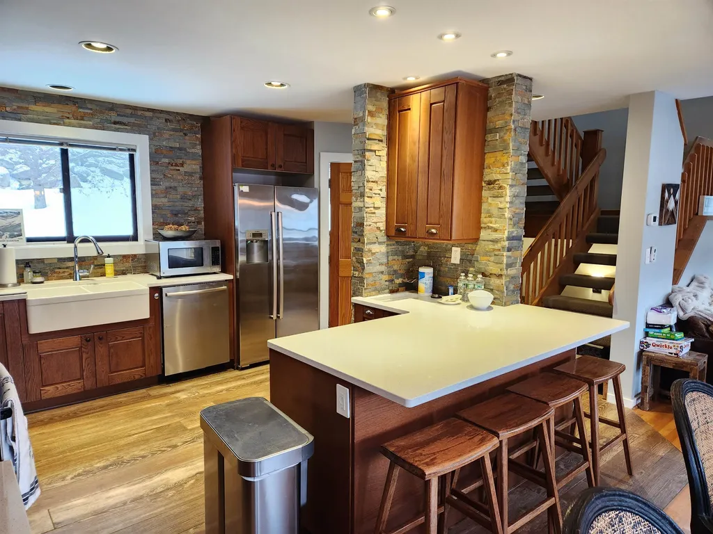 66 Coolidge Falls Road Lincoln NH 03251