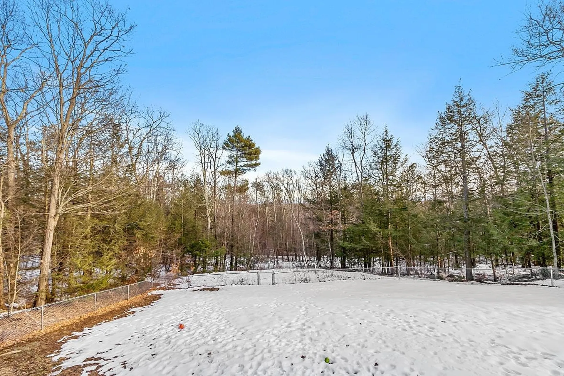 5 Lynwood Road Raymond NH 03077