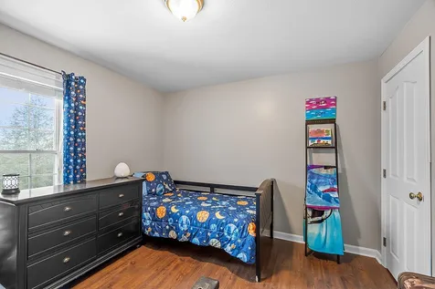 5 Lynwood Road Raymond NH 03077