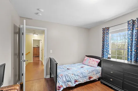 5 Lynwood Road Raymond NH 03077