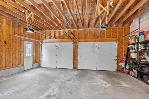 5 Lynwood Road Raymond NH 03077