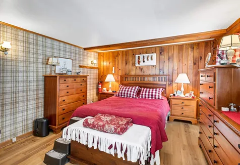 66 Pleasant Valley Road Wolfeboro NH 03894