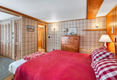 66 Pleasant Valley Road Wolfeboro NH 03894