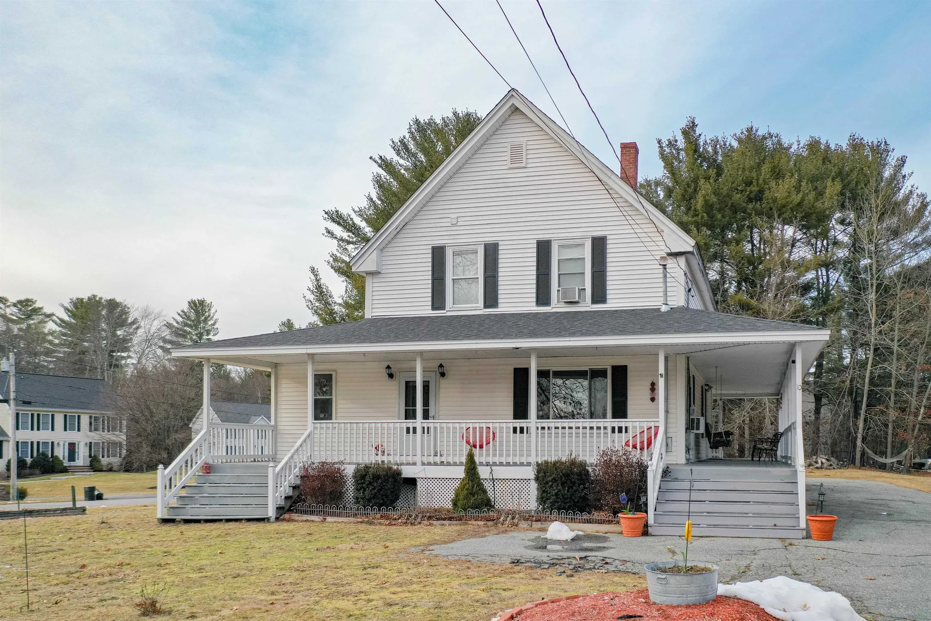 10 Brady Avenue Salem NH 03079