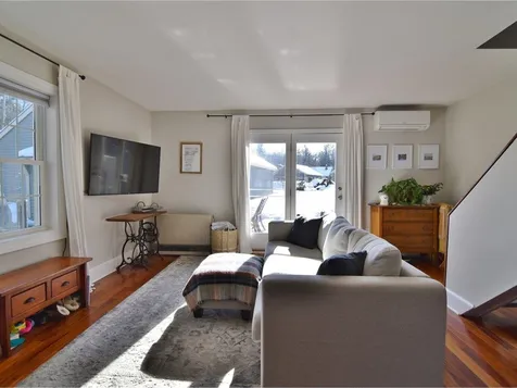 70 Pine Ledge Court Burlington VT 05401