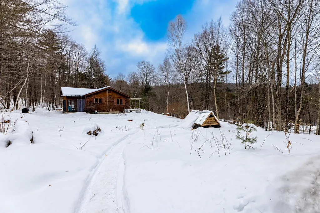 1737 Turnpike Road Norwich VT 05055