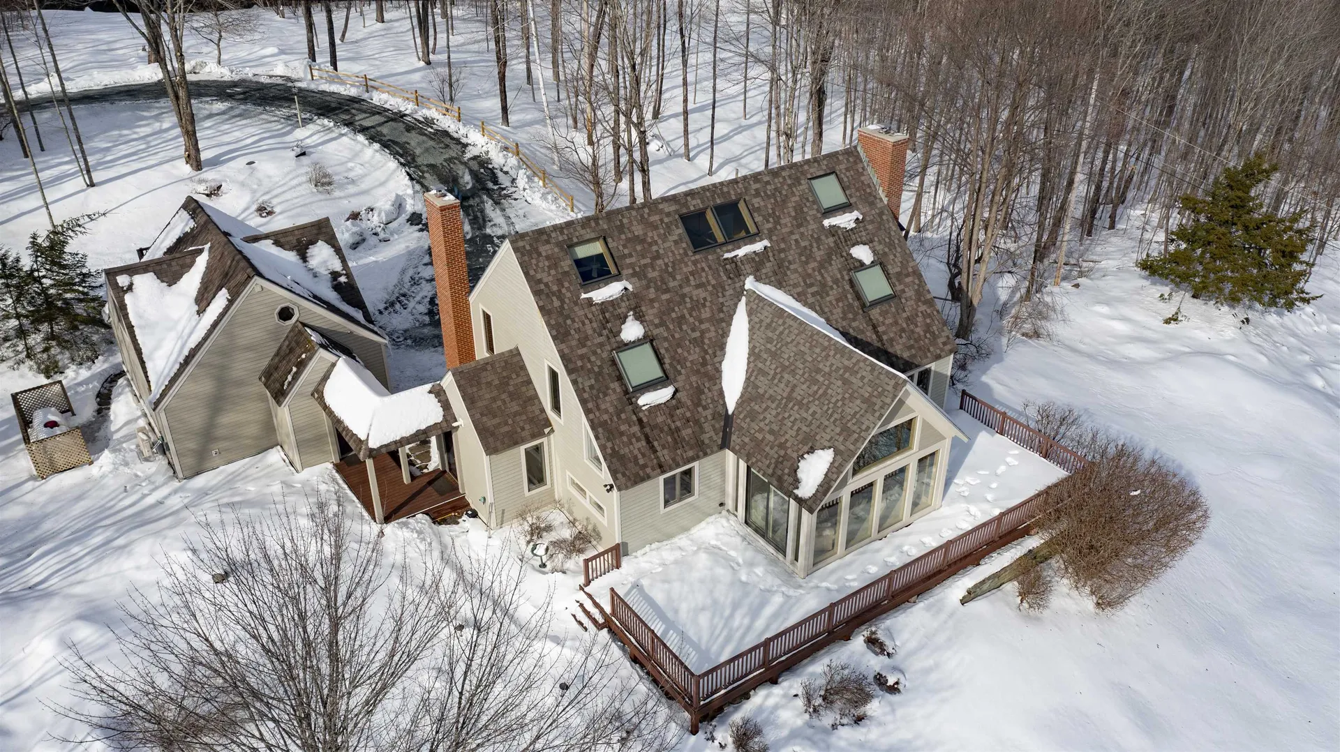 43 Rocky Top Lane Hartford VT 05059