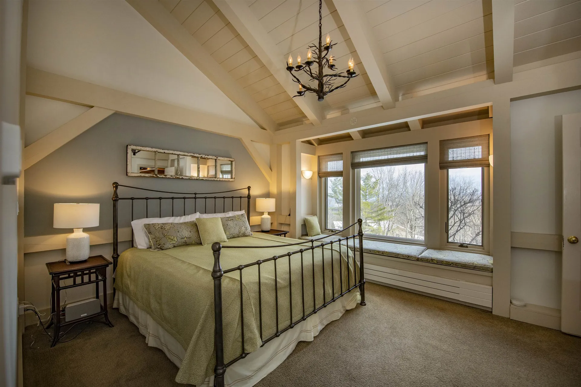 43 Rocky Top Lane Hartford VT 05059