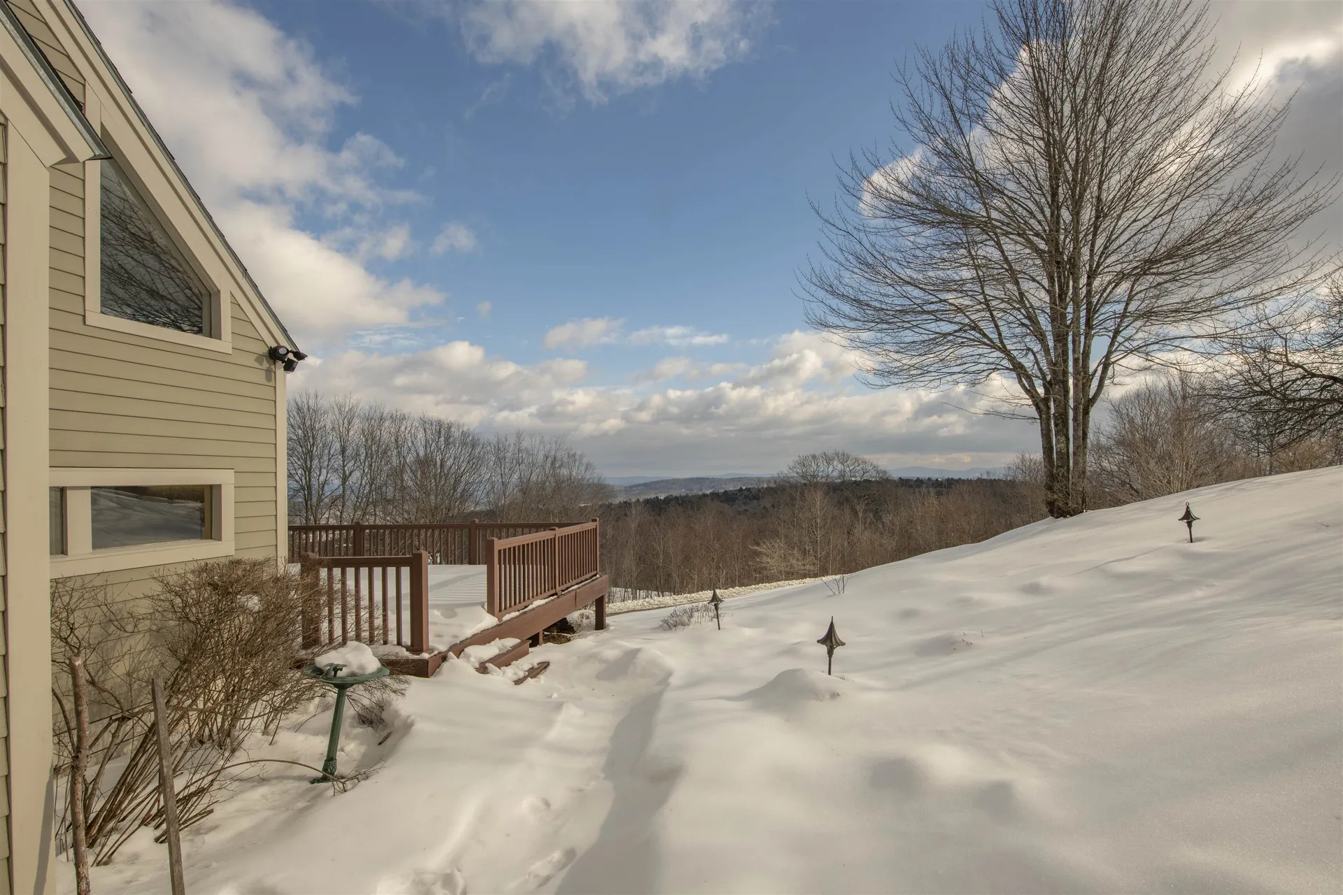 43 Rocky Top Lane Hartford VT 05059
