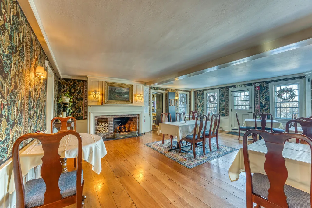 80 Guider Lane Bethlehem NH 03574