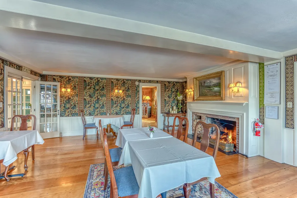 80 Guider Lane Bethlehem NH 03574