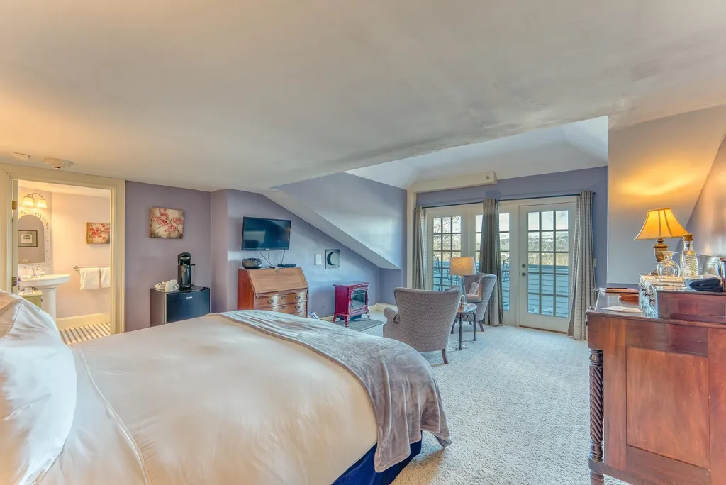 80 Guider Lane Bethlehem NH 03574