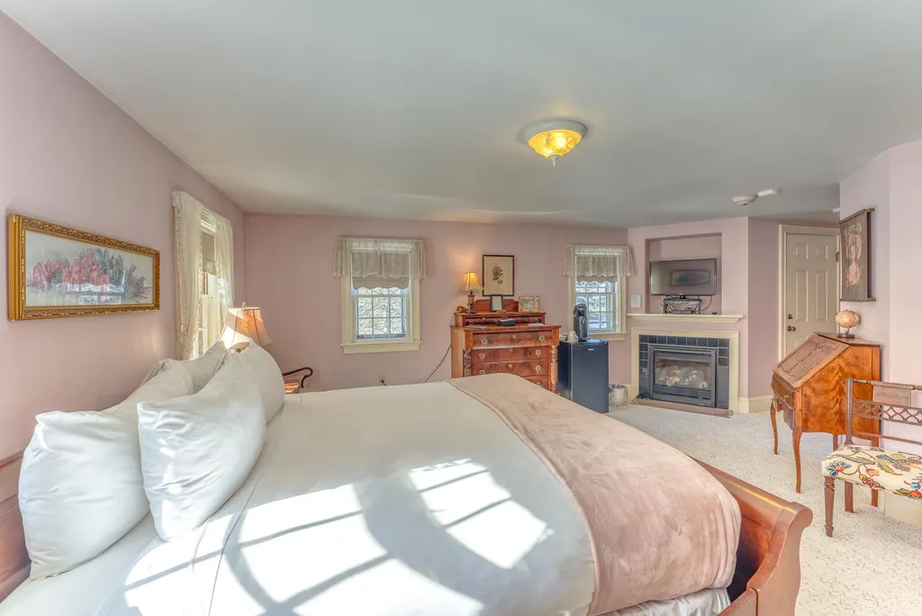 80 Guider Lane Bethlehem NH 03574