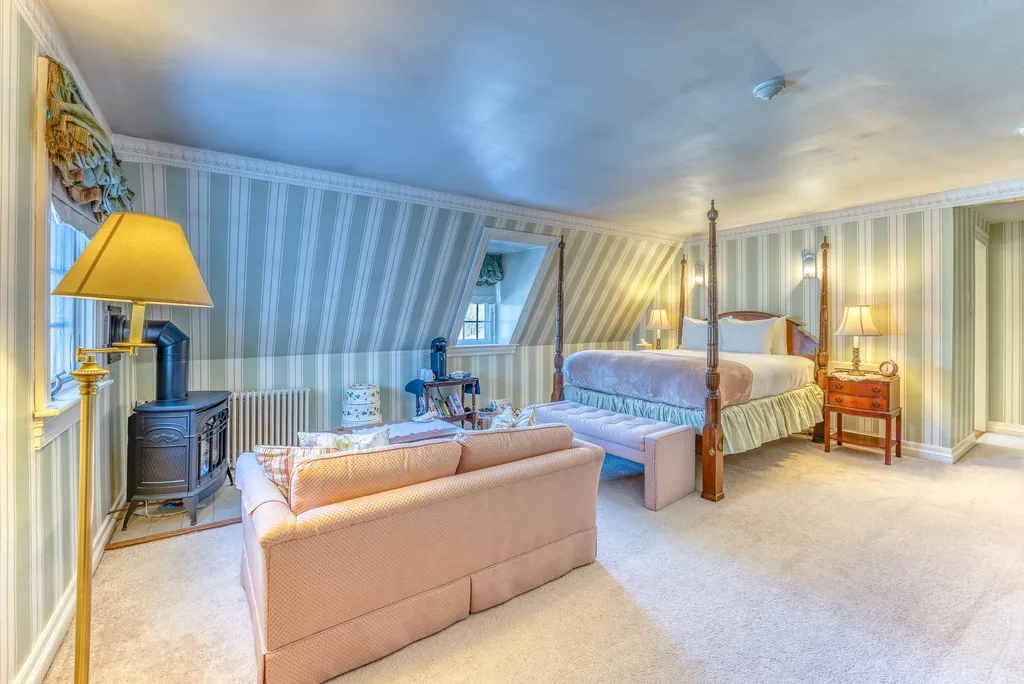80 Guider Lane Bethlehem NH 03574