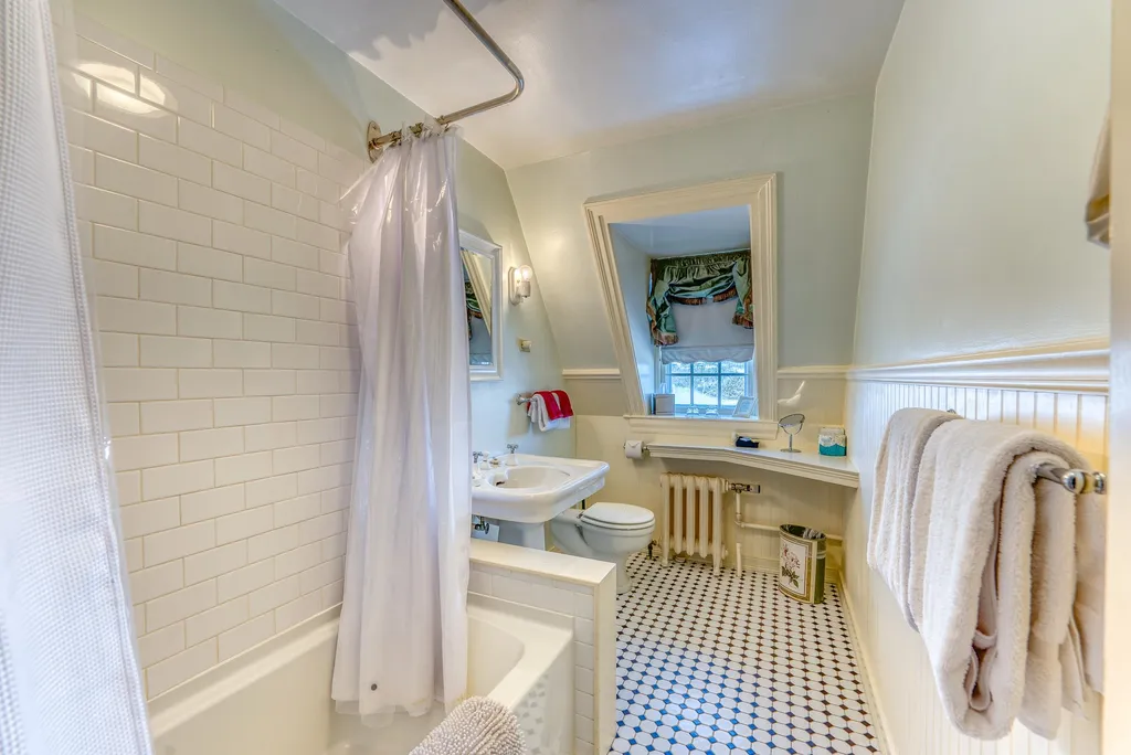 80 Guider Lane Bethlehem NH 03574