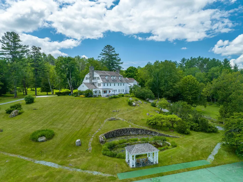 80 Guider Lane Bethlehem NH 03574
