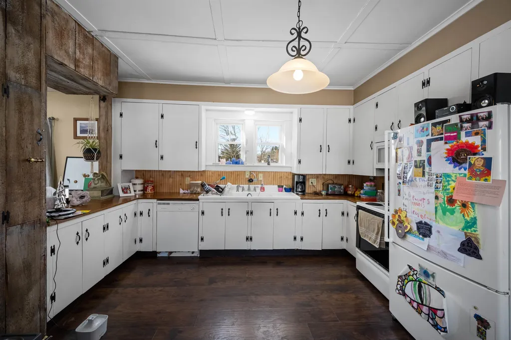 20-22 Ellis Court Keene NH 03431
