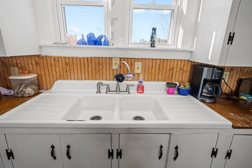 20-22 Ellis Court Keene NH 03431