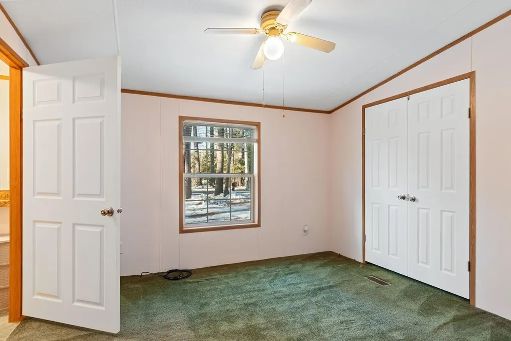 67 Camp Lee Road Epping NH 03042
