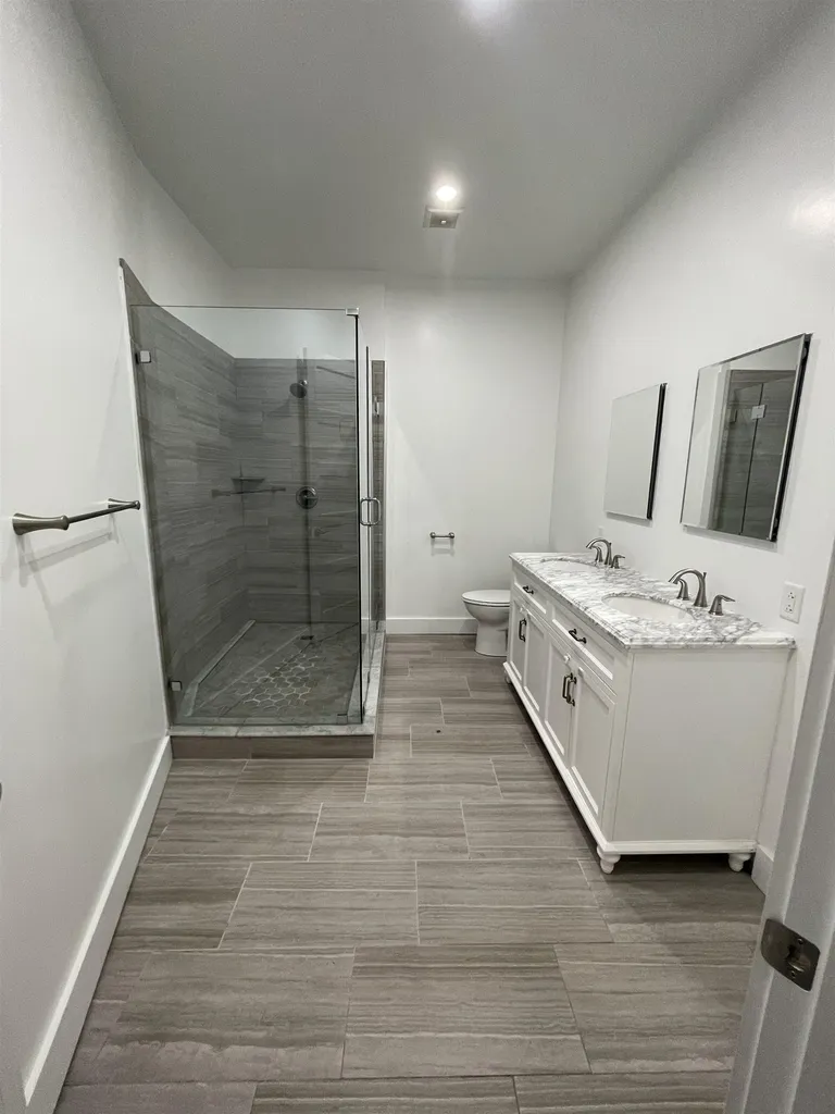 4 Elliot Street Brattleboro VT 05301