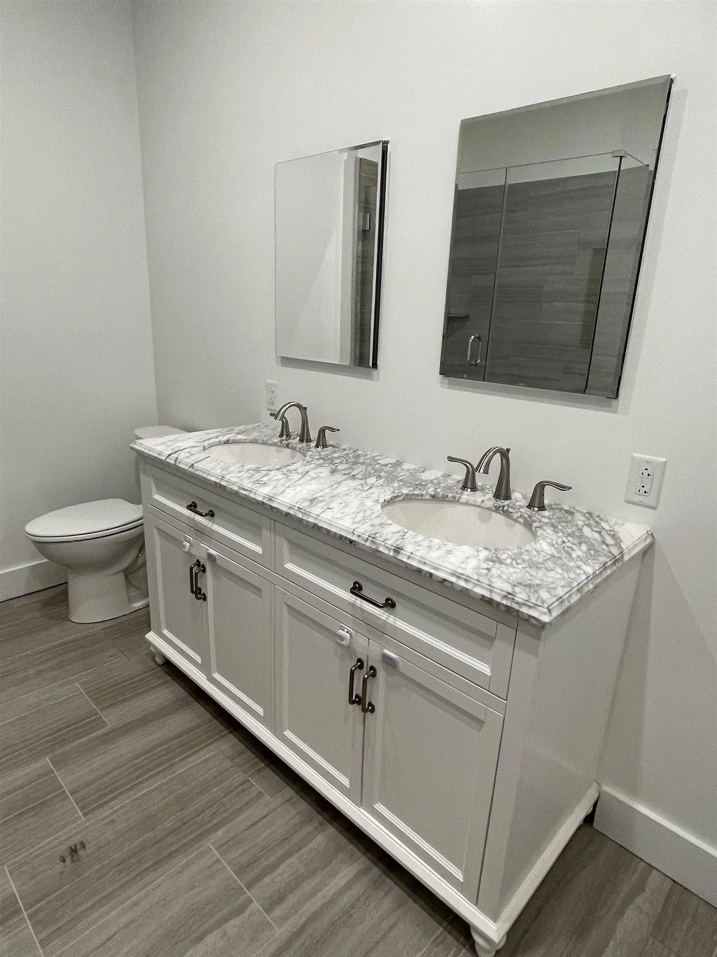 4 Elliot Street Brattleboro VT 05301