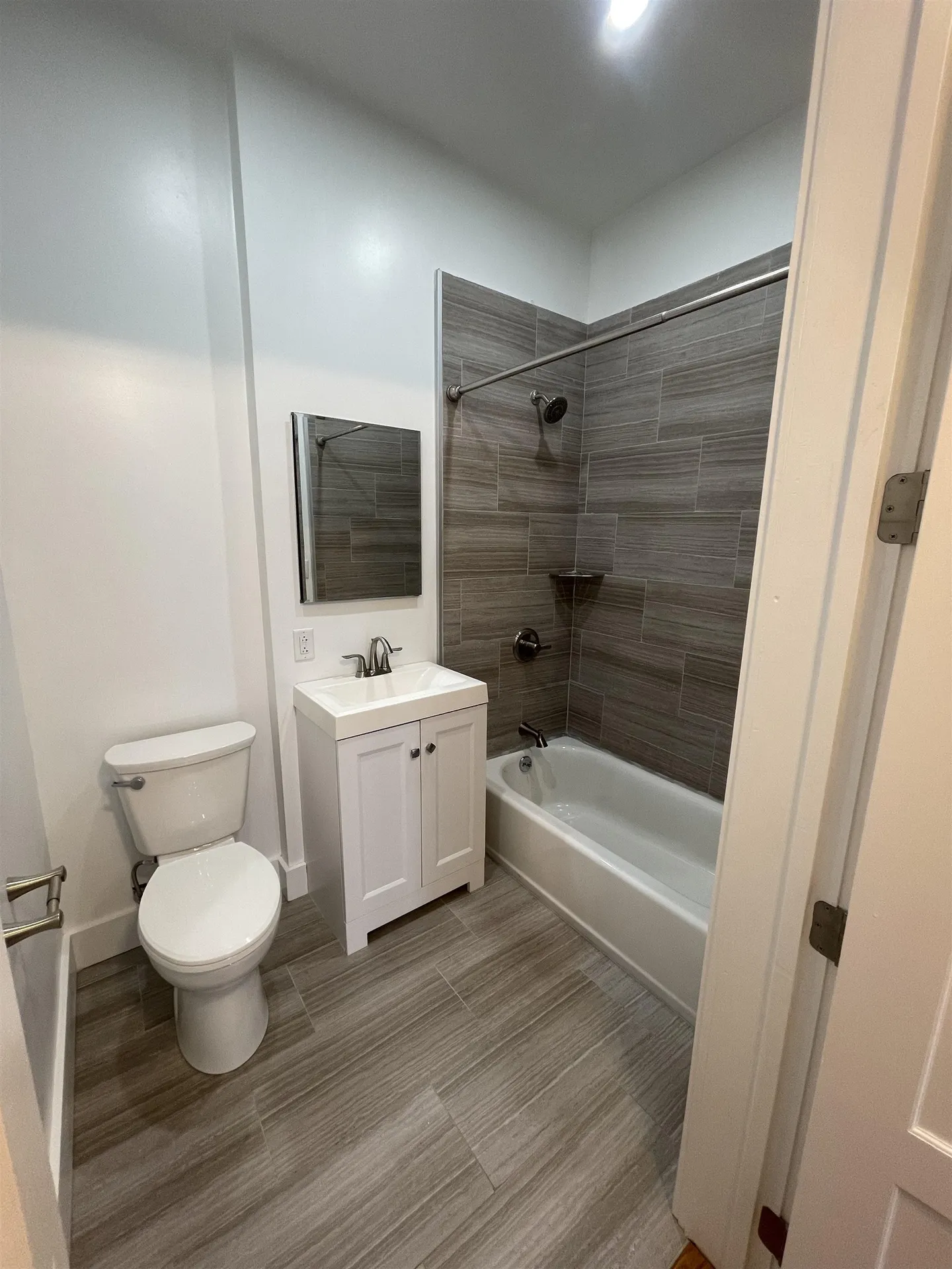 4 Elliot Street Brattleboro VT 05301