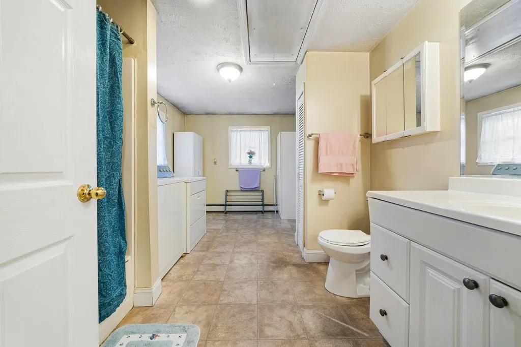 23 Windham Road Derry NH 03038