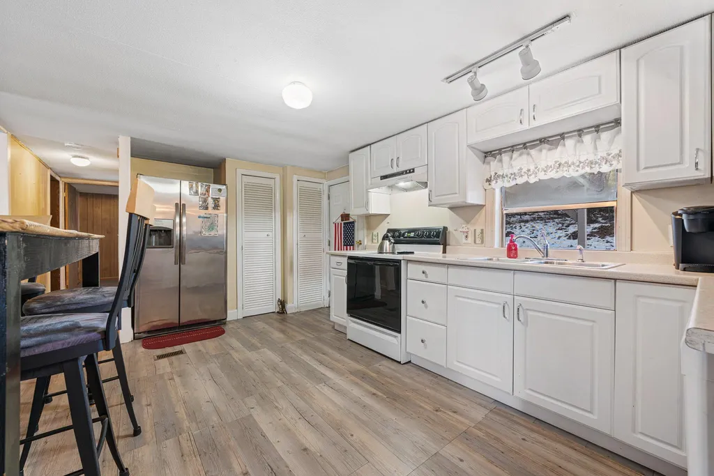 23 Windham Road Derry NH 03038