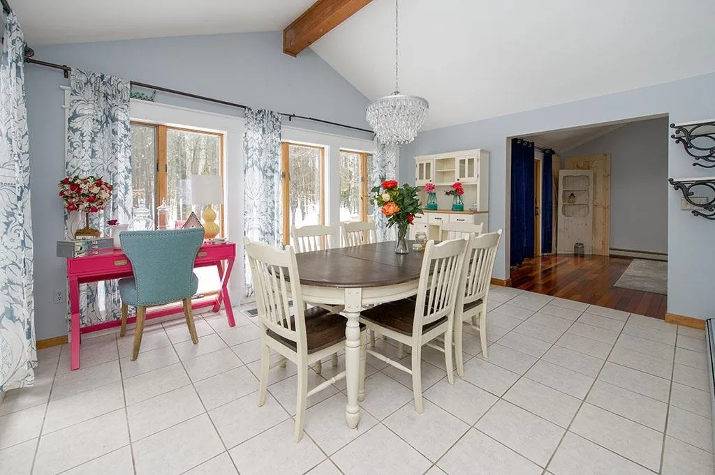 11 Maple Avenue Deerfield NH 03037
