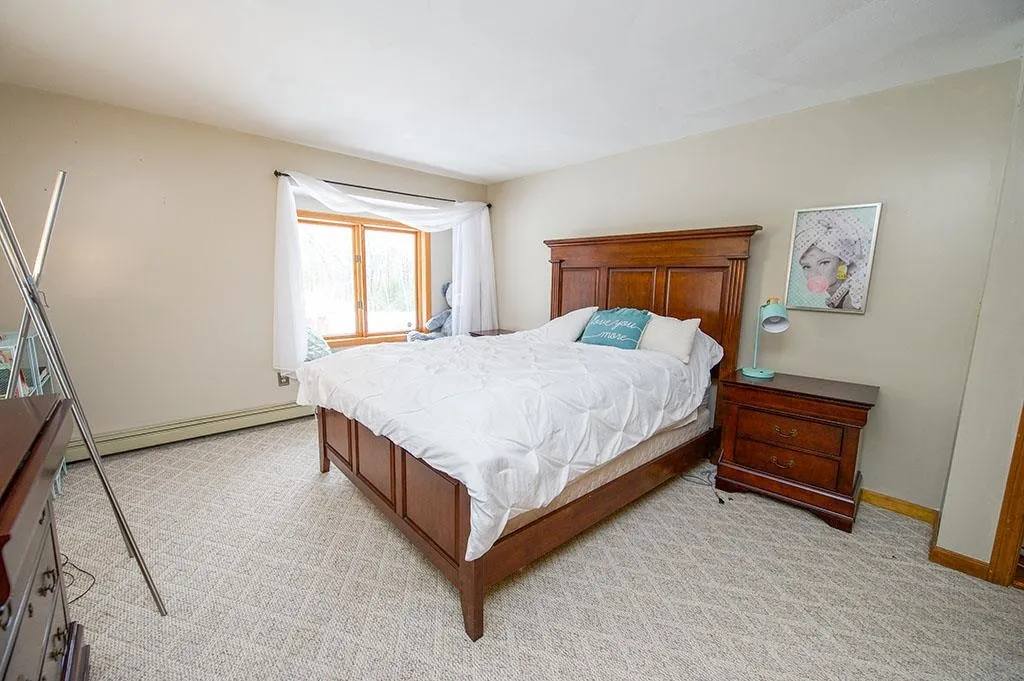11 Maple Avenue Deerfield NH 03037