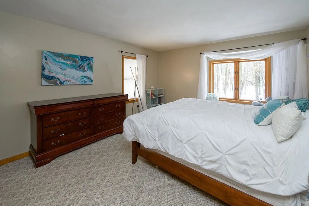 11 Maple Avenue Deerfield NH 03037