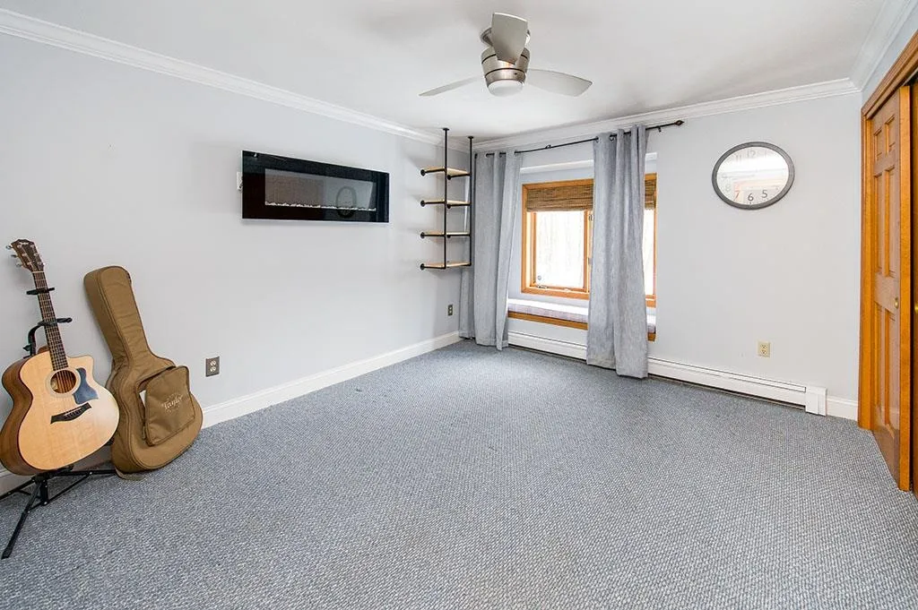 11 Maple Avenue Deerfield NH 03037