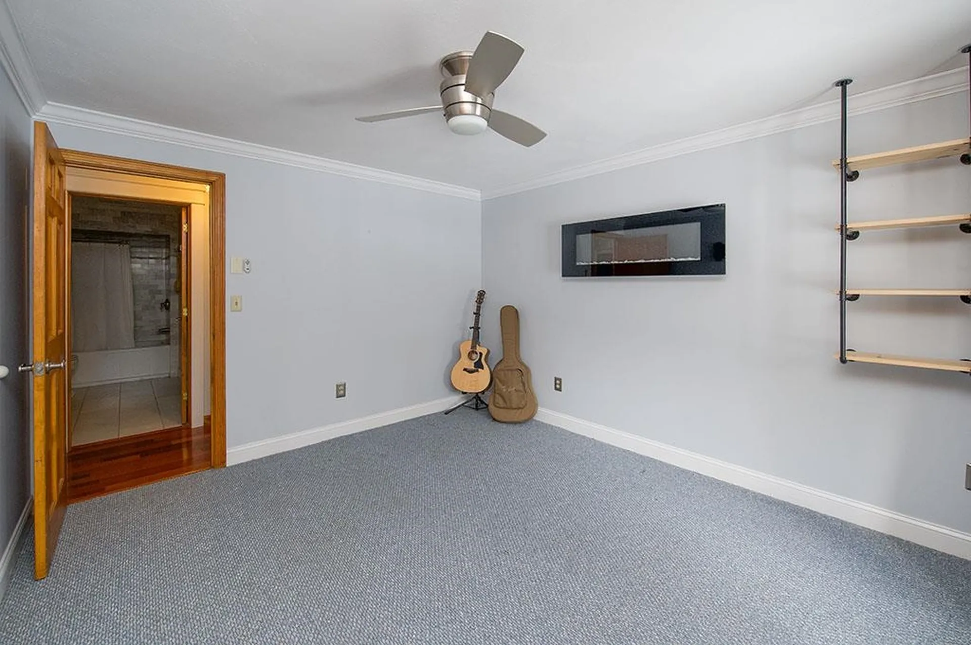 11 Maple Avenue Deerfield NH 03037