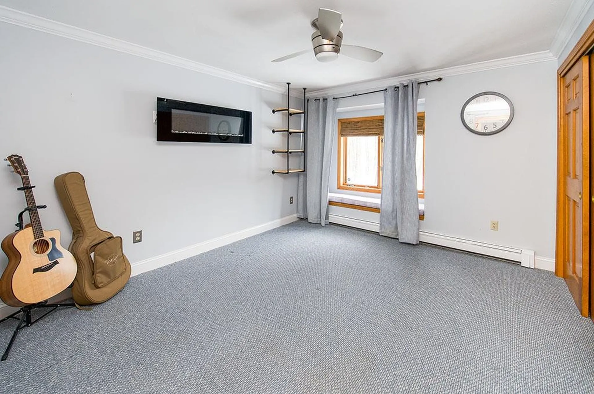 11 Maple Avenue Deerfield NH 03037